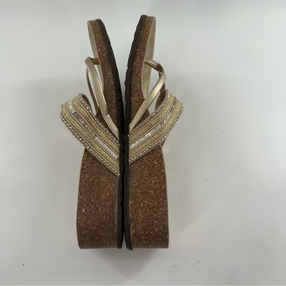 Nine West sandals size 11 gold Italian leather sequins Bollywood festival - Picture 6 of 11